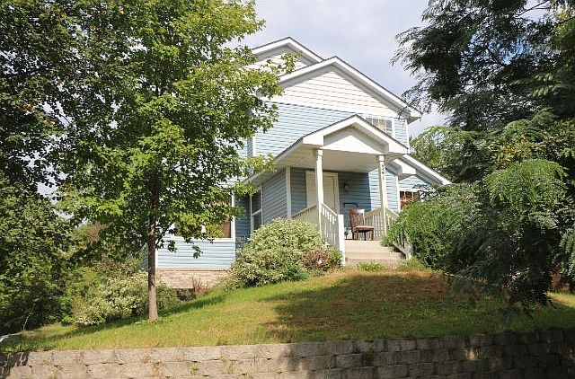 1st image of 341 Magnolia Ave E