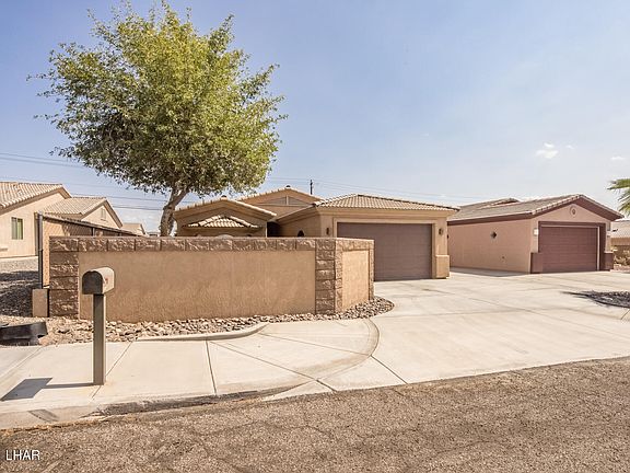 2nd image of 2694 Bluewater Dr