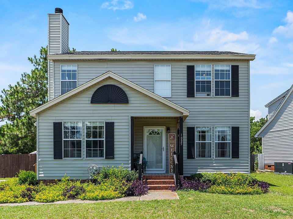 1st image of 1025 Colony Park Dr