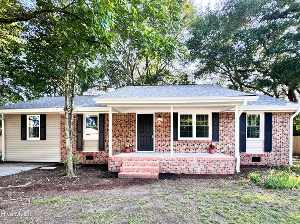 24641 Gorham Circle, Wagram, NC 28396