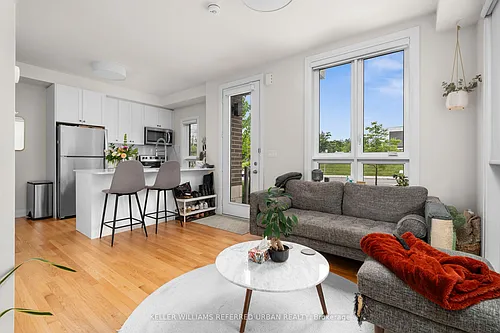 713 Lawrence Ave W #1 Photo 1