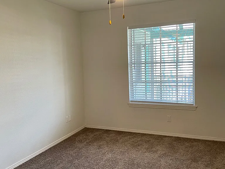 Tara Apartments — Photo 28