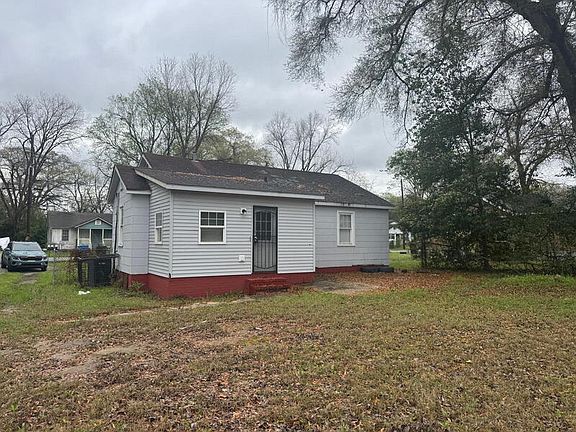 3rd image of 809 Fletcher Ave