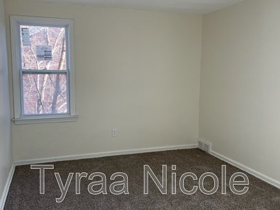 5th image of 14310 Wilshire Dr #1