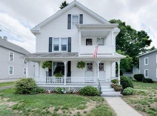 51 Walnut St, Palmer, MA 01069