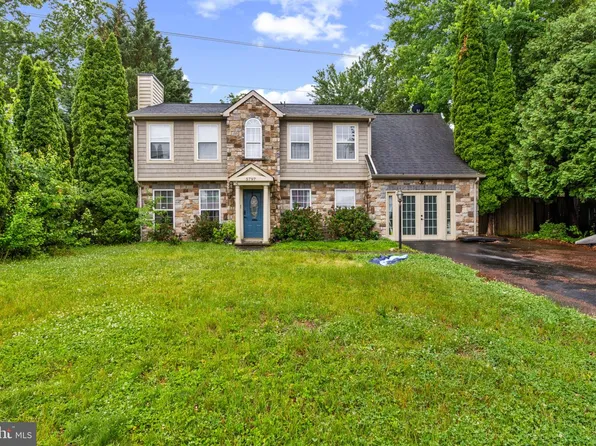 5797 Rockcliff Ln, Woodbridge, VA 22193