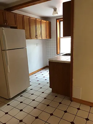 Rented by Prime Realty | media 18