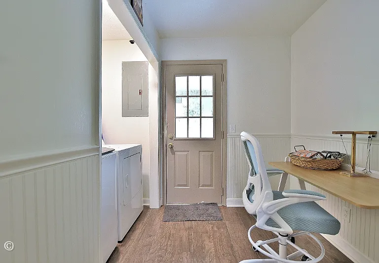 4660 Woodmere Ln — Photo 21