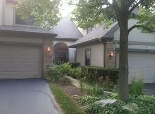 1247 Hobson Oaks Dr, Naperville, IL