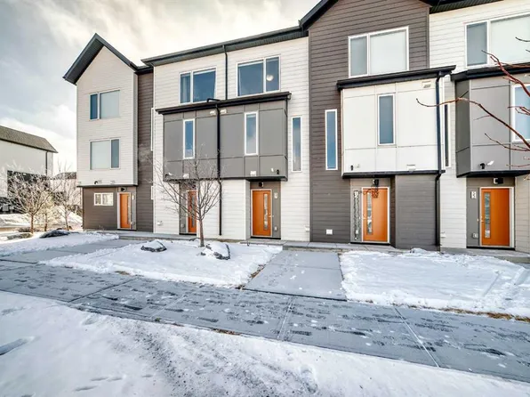57 N Skyview Ranch Ave NE, Calgary, AB T3N 1Y8