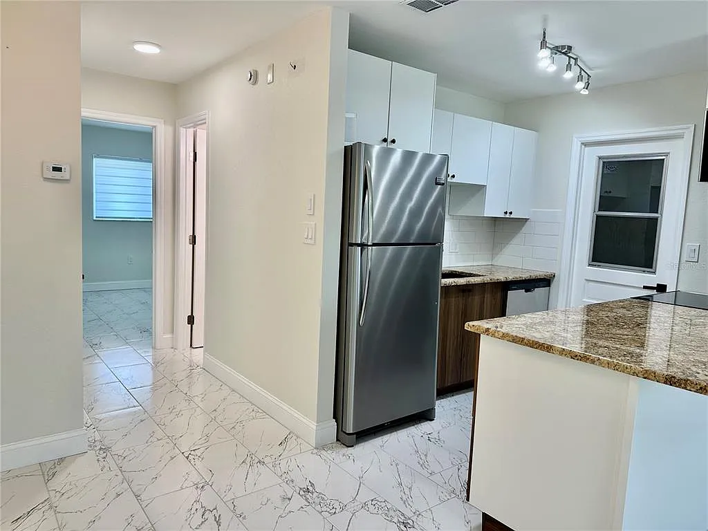 1 bed, 1.0 bath, 540 sqft, $1,100 — Photo 3