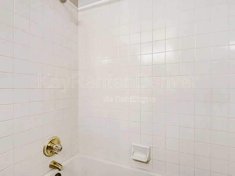 1099 S Walden Way #101 — Photo 18