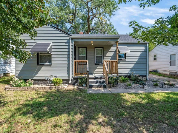 2112 S Laura Ave, Wichita, KS 67211