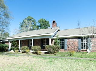 24 Robinson Dr, Petal, MS 39465