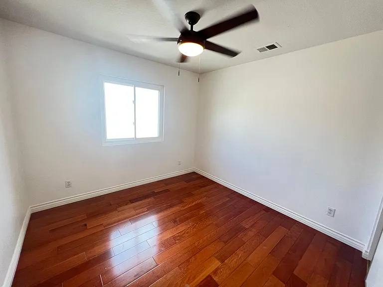 10205 Shale Ln — Photo 13