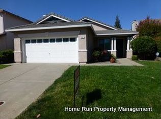 912 Rathbone Cir, Folsom, CA 95630