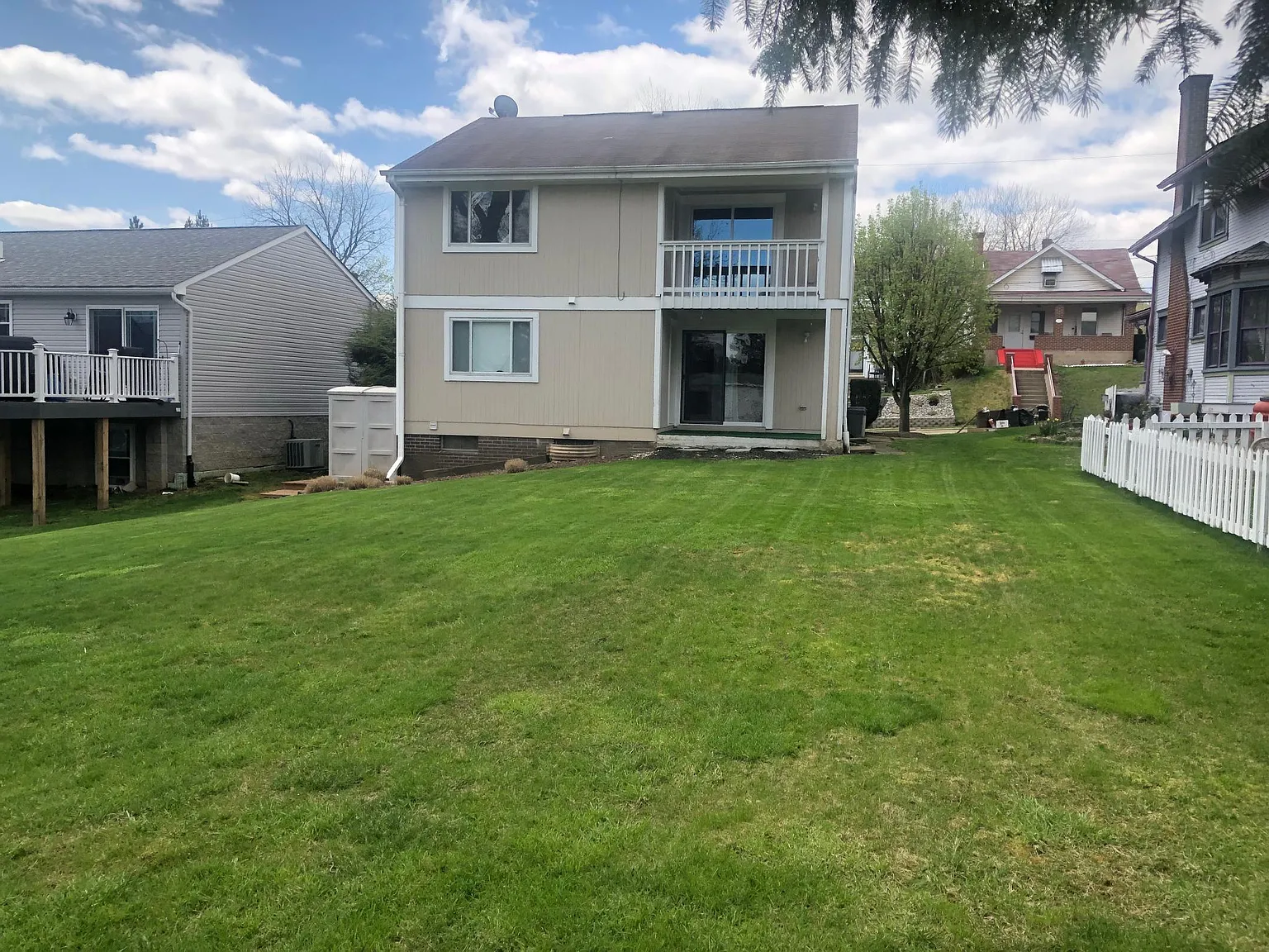 2 bed, 800 sqft, $1,010 — Photo 2