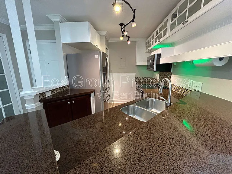 18837 Vineyard Point Ln — Photo 9
