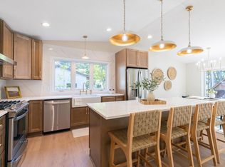 8464 Greenwood Dr, Mounds View, MN 55112