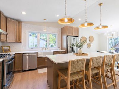 8464 Greenwood Dr, Mounds View, MN, 55112
