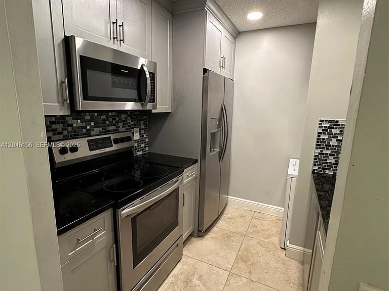 9976 Twin Lakes Dr #35 — Photo 7