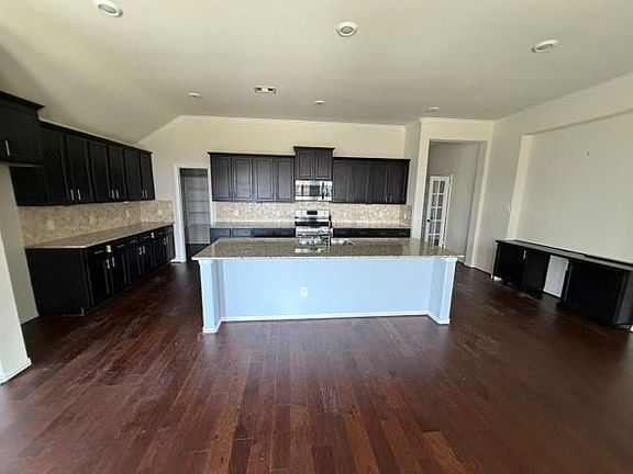 3rd image of 18923 Cedar Moss Ct