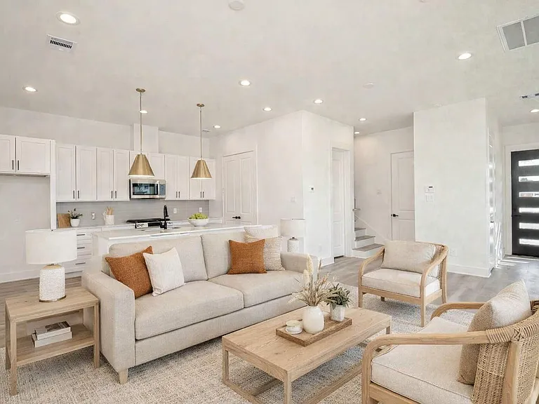 7703 Inwood Grove Ln — Photo 12