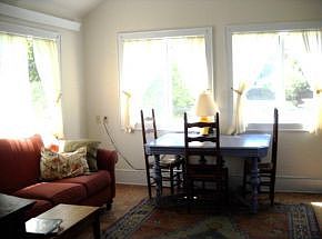 5th image of 106 Valley St NW