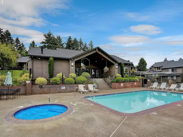 9370 SW 146th Ter APT N-5, Beaverton, OR 97007