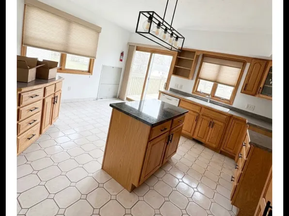 2140 Sackett Rd, Avon, NY