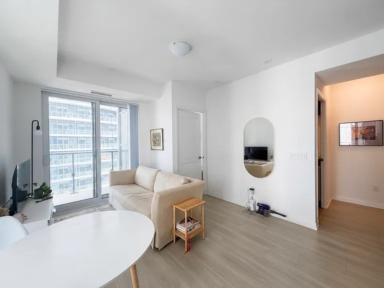 8 Widmer St #2705 — Photo 6