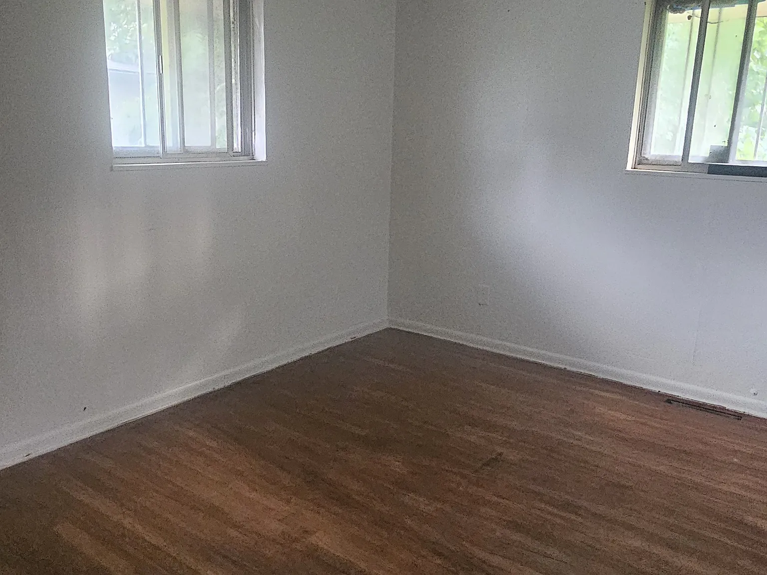 3 bed, 1.5 bath, 1000 sqft, $1,650 — Photo 3