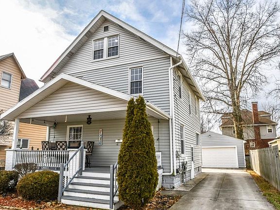 2nd image of 2984 Hudson Dr