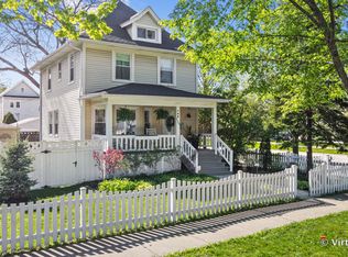 1101 S Taylor Ave, Oak Park, IL 60304