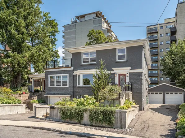 111 Ivy Cres, Ottawa, ON K1M 1Y1