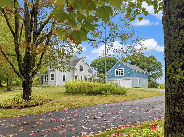 92 Old Lisbon Road, Topsham, ME 04086