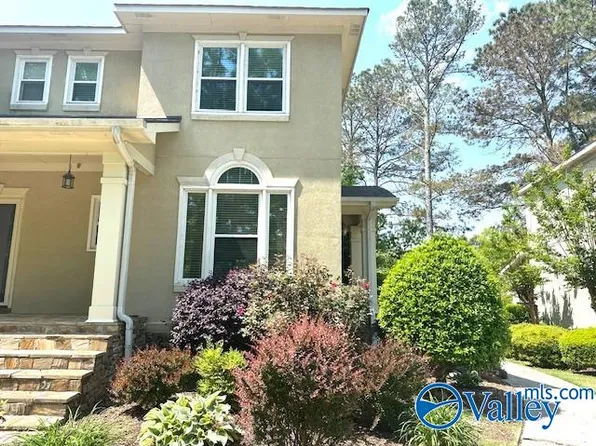80 Creekwood Ct #D, Union Grove, AL 35175