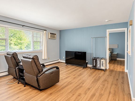 2nd image of 64 Jacqueline Rd APT 12