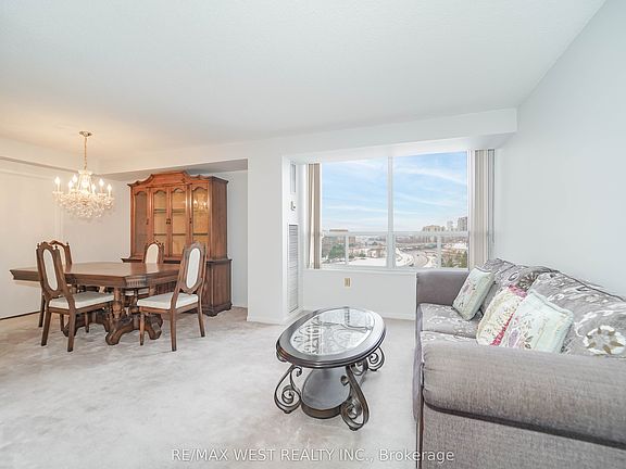 3rd image of 10 Muirhead Rd #909