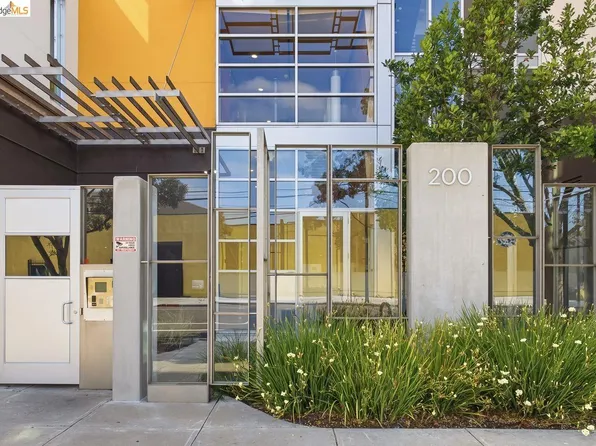 200 2nd St Unit 403, Oakland, CA 94607