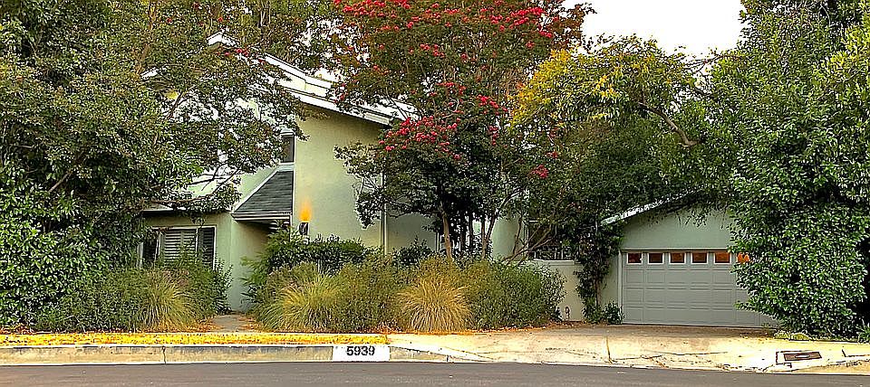 2nd image of 5939 Colbath Ave