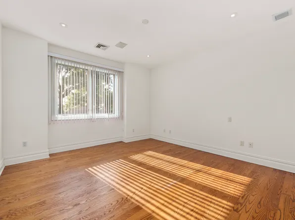 104 Malba Drive image 20 of 25