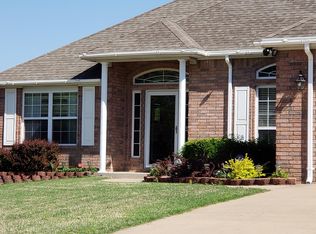 3535 Eaglecrest Cir, Springdale, AR 72762