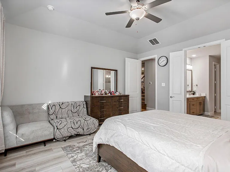 2437 Pinnacle Pl — Photo 23