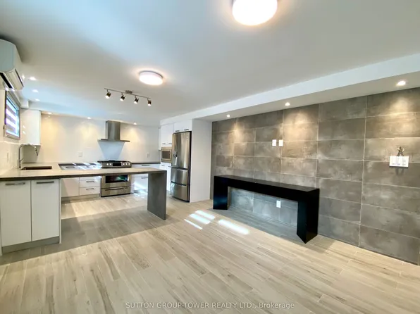2036 Davenport Rd Unit 1, Toronto, ON M6N 1C6