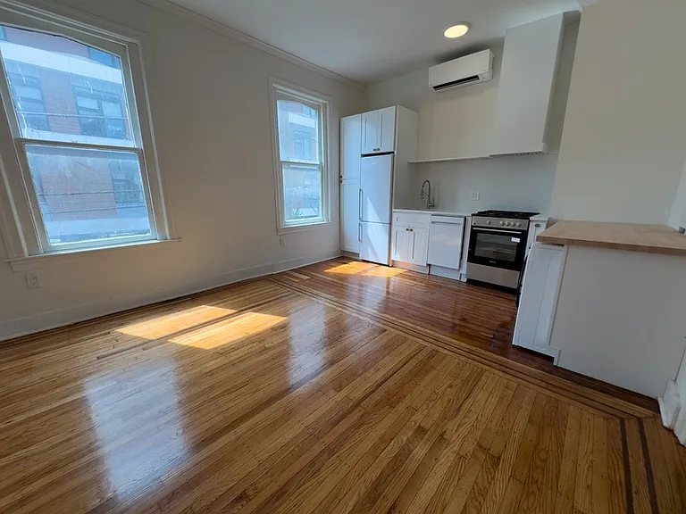 1223 N Franklin St #2F — Photo 9