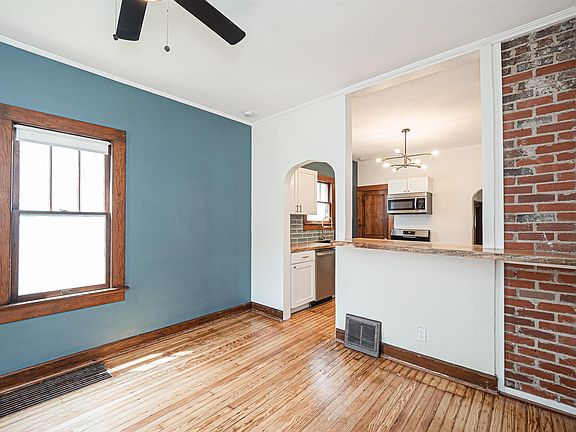 4th image of 1131 Lodge Ave