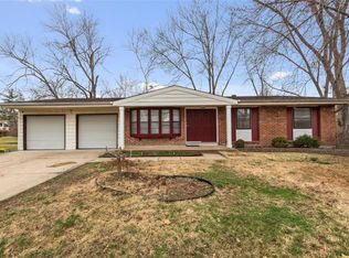 505 Clarington Dr, Ballwin, MO