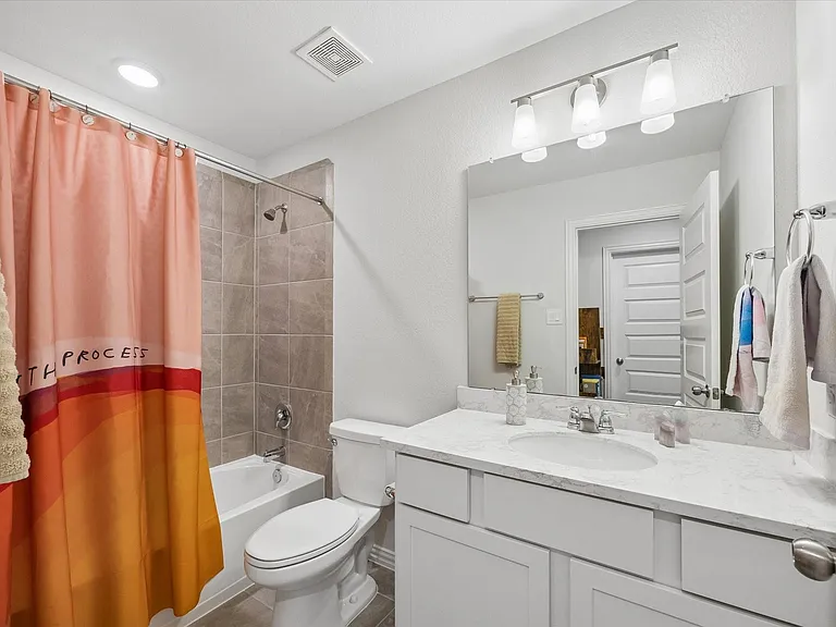 27827 Western Creek Ct — Photo 8