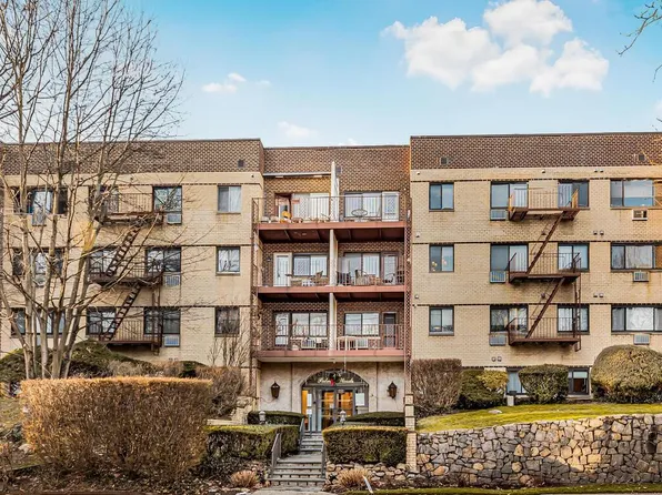 2221 Palmer Avenue #3B, New Rochelle, NY 10801